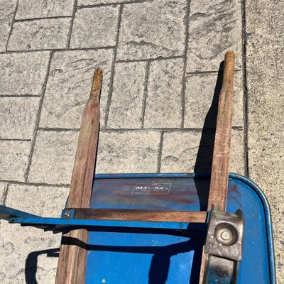 Jackson Metal Wheelbarrow (G-MG)