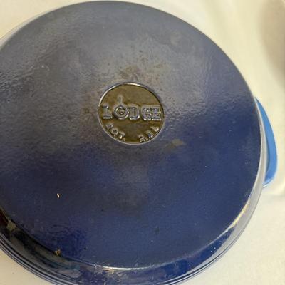 Lodge Enameled Casserole and Dutch Oven (K-BM)
