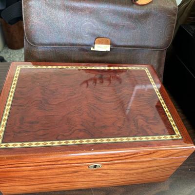 Garage - Men's Office accessories - Humidor