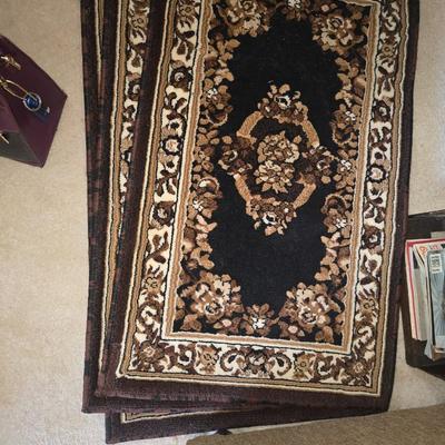 4 rugs