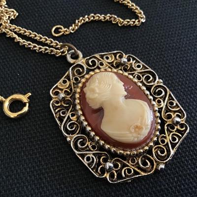 Cameo Necklace with Chain