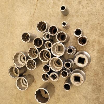 Sockets Wrench Lot (G-EL)