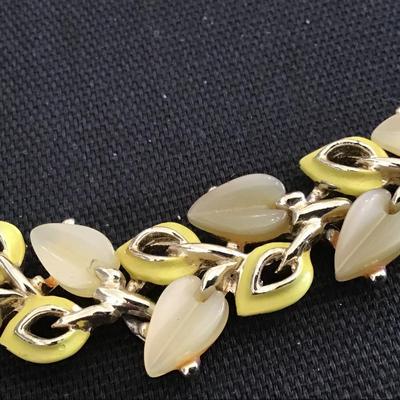 Vintage Thermoset Necklace