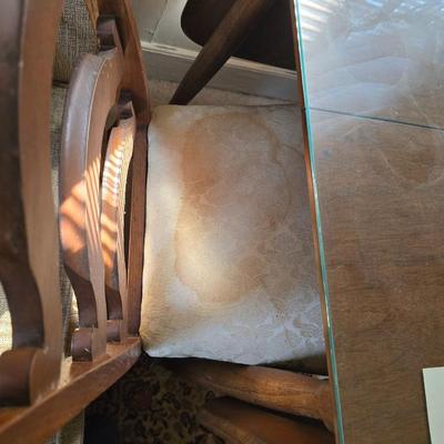 Drop leaf table