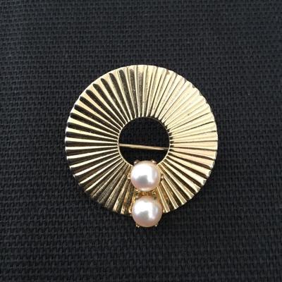 Mid century, gold tone, genuine, pearl brooch
