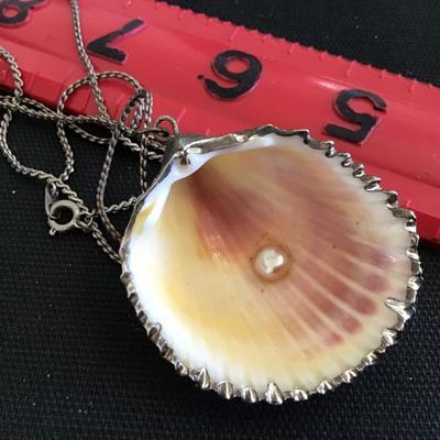 Vintage Shell Pearl Necklace