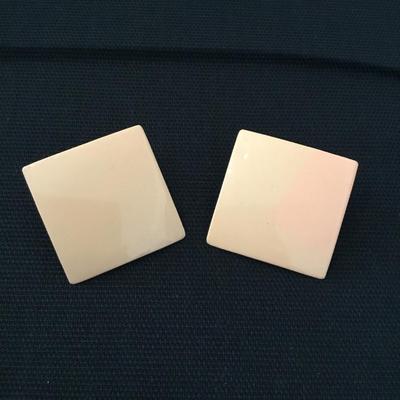 Vintage peach enamel square studded earrings