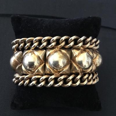 Vintage gold tone, big chunky heavy bracelet