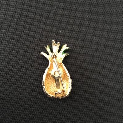 Vintage pineapple pin