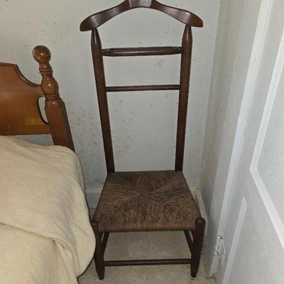 Coat rack/chair