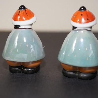 VERY POPULAR!NORITAKE LUSTERWARE PORCELAIN ASIAN FIGURAL SALT AND PEPPER SHAKERS