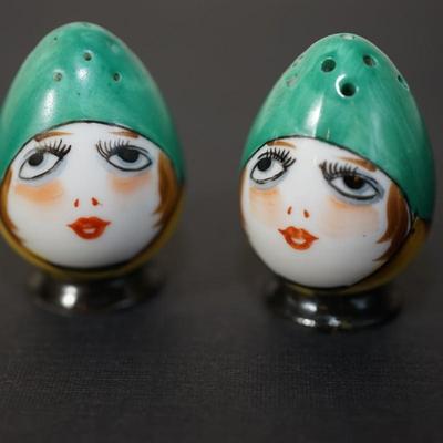 VERY POPULAR !NORITAKE LUSTERWARE "FLAPPER" SALT AND PEPPER SHAKERS