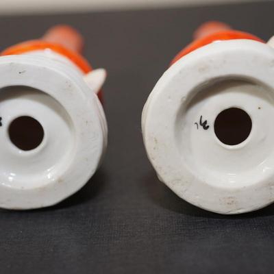 UNUSUAL POPULAR!! CLOWN FACE W/ ORANGE TALL HATS SALT AND PEPPER SHAKERS GERMAN