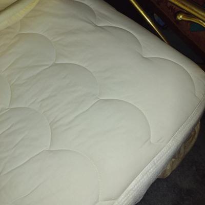 Brass Frame Day Bed with Trundle