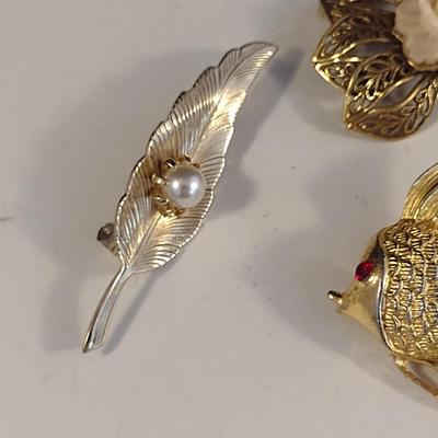Collection of Brooches (#3)