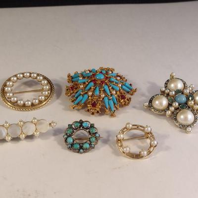 Collection of Brooches (#5)