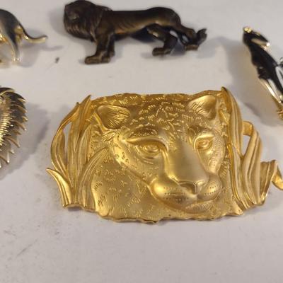 Collection of Cat Design Brooches (#8)