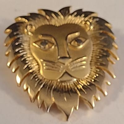 Collection of Cat Design Brooches (#8)
