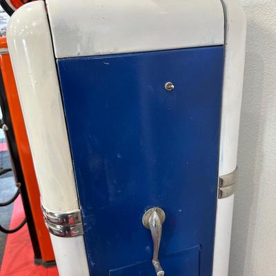 AUTHENTIC RETRO FORD SALES SERVICE GAS PUMP WITH GLOBE
