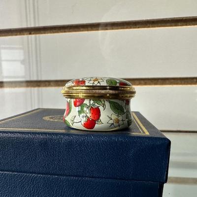 HALCYON DAYS ENAMEL TRINKET BOX