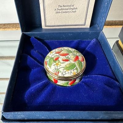 HALCYON DAYS ENAMEL TRINKET BOX