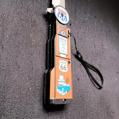 NEW PHILLIPS GAS PUMP POCKET KNIFE