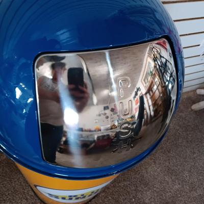 METAL BLUE SUNOCO SWING LID TRASH CAN WITH METAL LINER