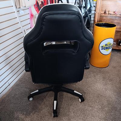 LIKE NEW RECLINING GAMING CHAIR WITH BUILT IN OTTOMAN