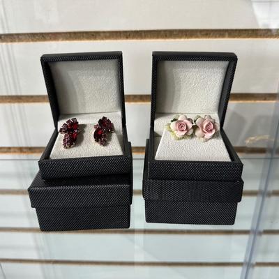 VINTAGE DARK FUCHSIA RED AND PINK RHINESTONE CLIP-ON EARRINGS AND VINTAGE PORCELAIN PINK ROSE CLIP-ON EARRINGS