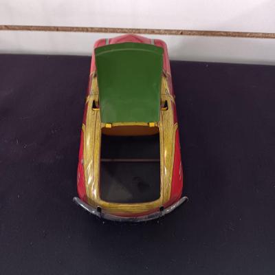 WYANDOTTE TIN TOY CAR