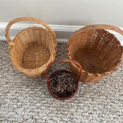 Assortment of Woven Baskets (GB-MG)