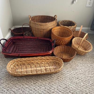 Assortment of Woven Baskets (GB-MG)