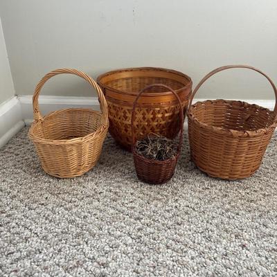 Assortment of Woven Baskets (GB-MG)
