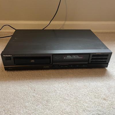 Technics CD Player (PB-MG)