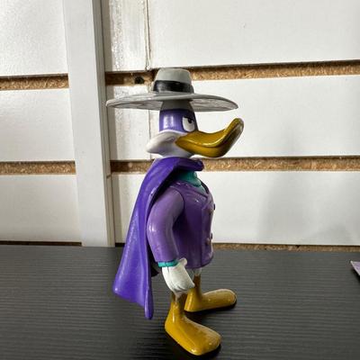 VINTAGE DISNEY DARKWING DUCK ACTION FIGURE