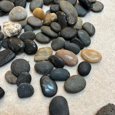 Lava Rock, Hag Stone & More Stones (LR-MG)