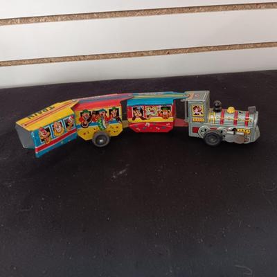 4 SECTION TIN CIRCUS CHOO CHOO TRAIN