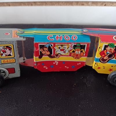 4 SECTION TIN CIRCUS CHOO CHOO TRAIN