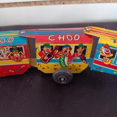4 SECTION TIN CIRCUS CHOO CHOO TRAIN