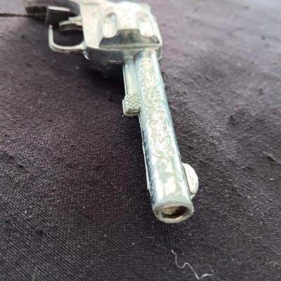 SMOKEY AND KILGORE METAL TOY GUNS