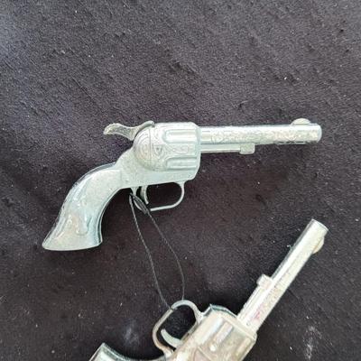 SMOKEY AND KILGORE METAL TOY GUNS