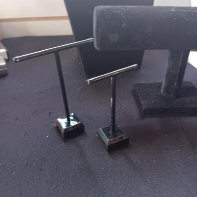 JEWELRY PROPS