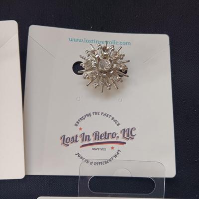 CLIP ON EARRINGS AND BROOCHES (3)