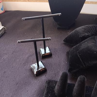 JEWELRY PROPS