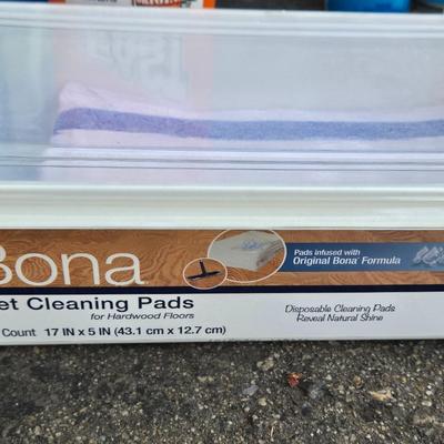 Large Lot of Cleaning Supplies