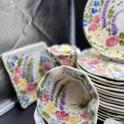 Handpainted Jardine Tabletops Gallery