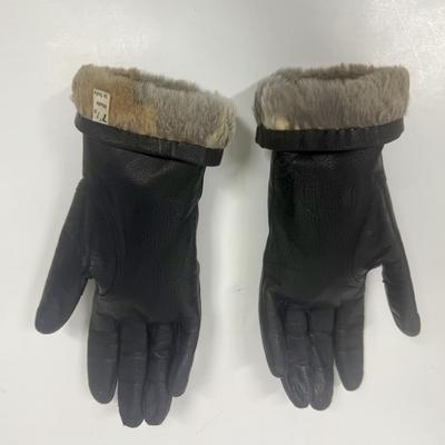 Leather Gloves with Rabbit Fur Lining