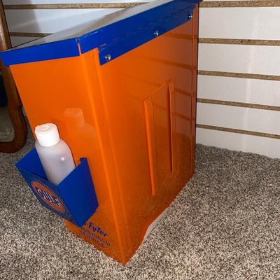 GULF HAND TOWEL DISPENSER