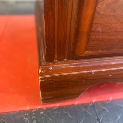BROYHILL 4 DRAWER CHEST
