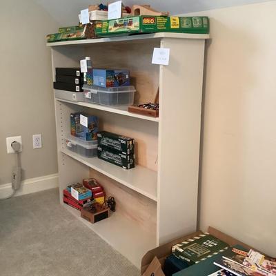 BR644 Handmade Bookshelf